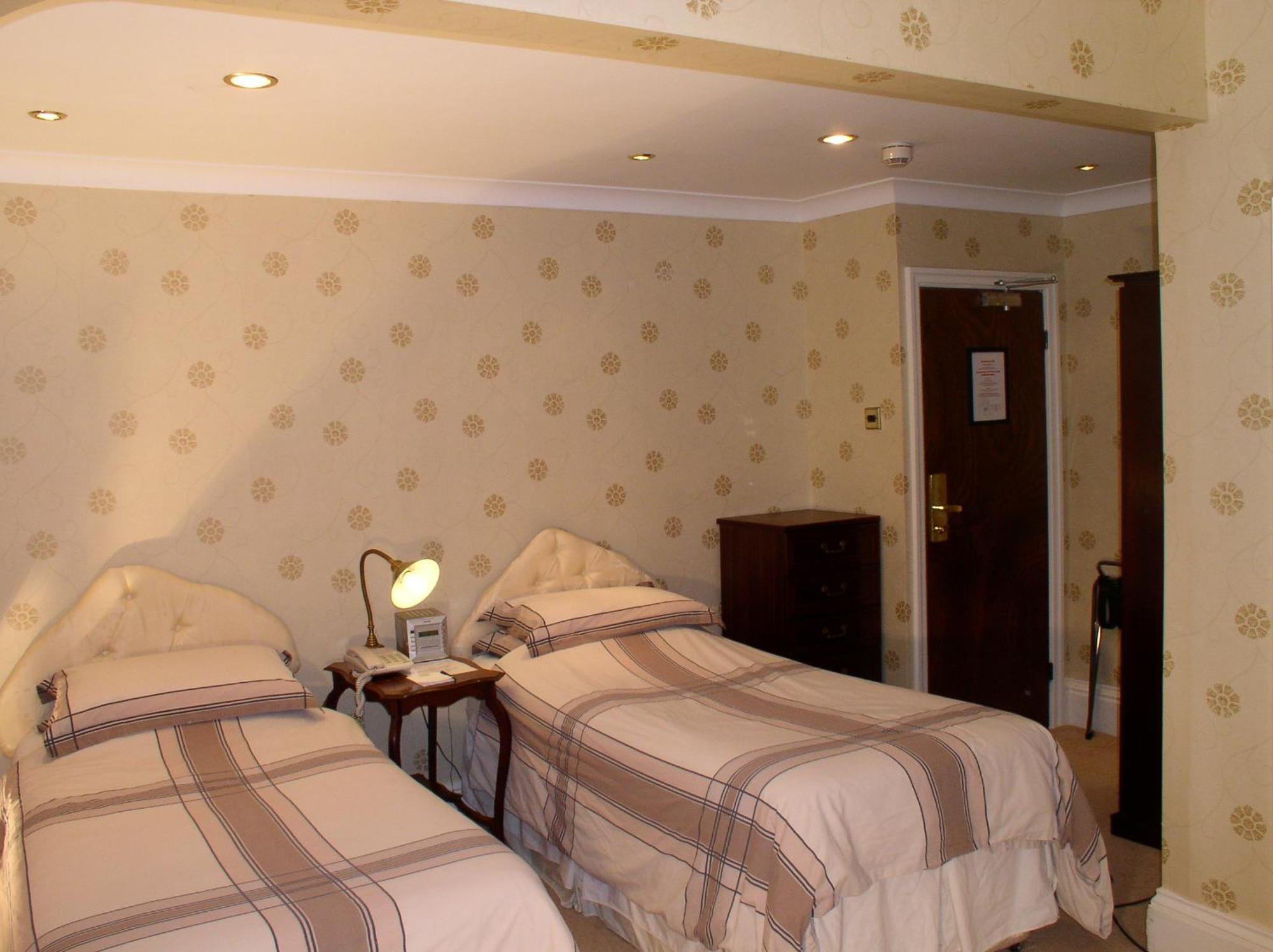 Oakwood Hall Hotel Bingley Εξωτερικό φωτογραφία